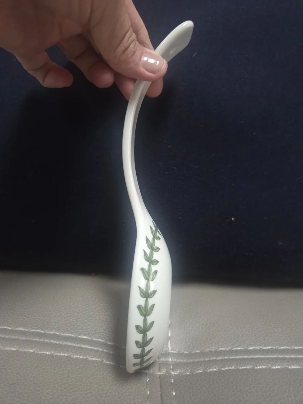 Portmeirion White Ceramic Spoon Rest with Green Leaf and Floral Motif Bin R